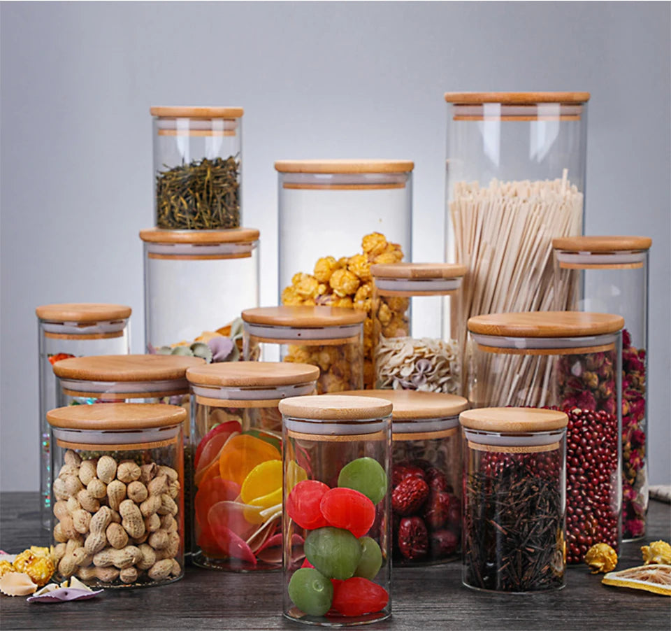 Contenitore in Vetro Ermetico con Coperchio in Bambù: Praticità e Stile per la Tua Cucina